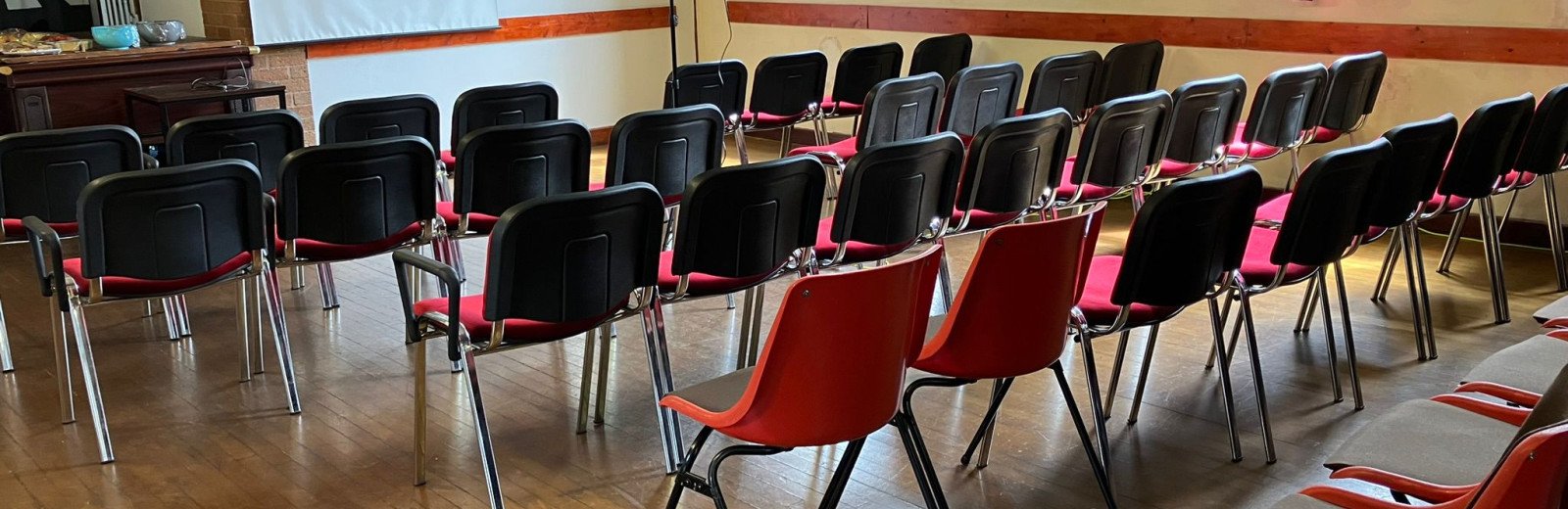 Leslie Godfrey lounge