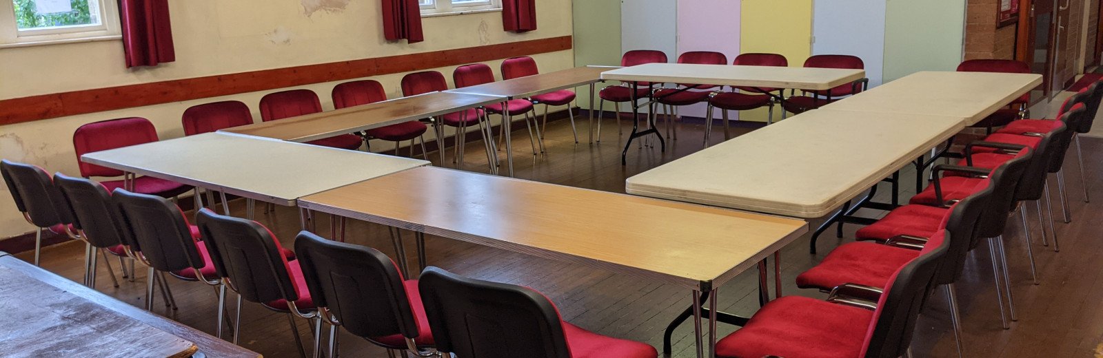 LG Lounge laid out for business meeting